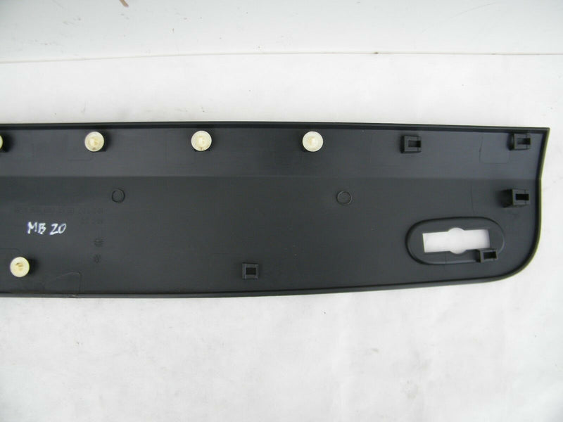 VW CRAFTER/ MERCEDES SPRINTER 2006- O/SR QUARTER MOULDING A9066903500 (MB20)