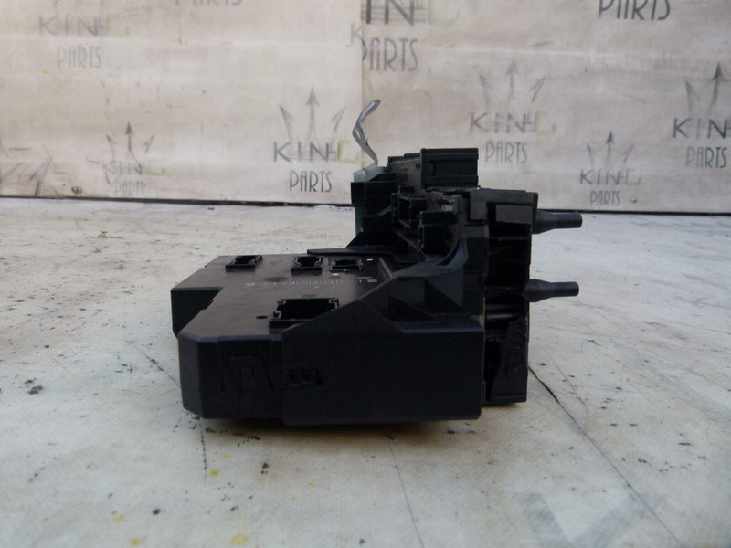 MERCEDES C W204 2007-11 FUSE BOX CENTRAL UNIT GENUINE A2049006301