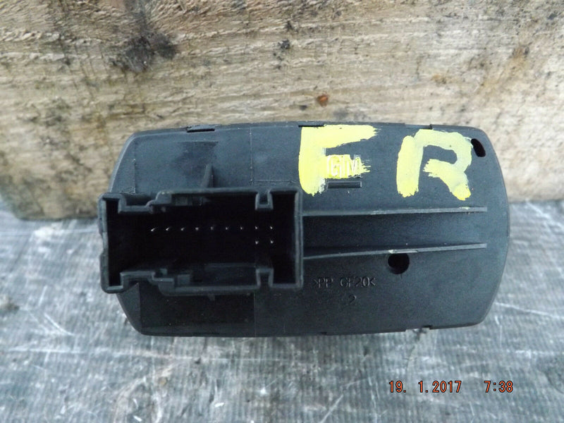 VAUXHALL CORSA D MK3 2006-ON FRONT DOOR WINDOW SWITCH ELECTRIC BUTTON RIGHT SIDE