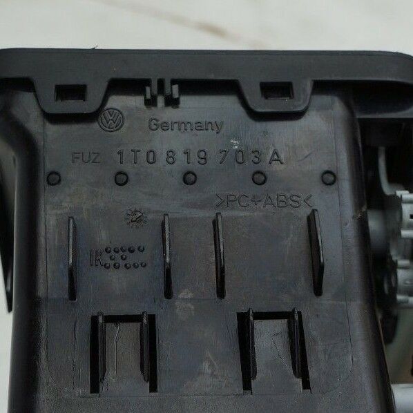 VW TOURAN MK1 2003-2015 PASSENGER NEARSIDE DASHBOARD AIR VENT 1T0819703A