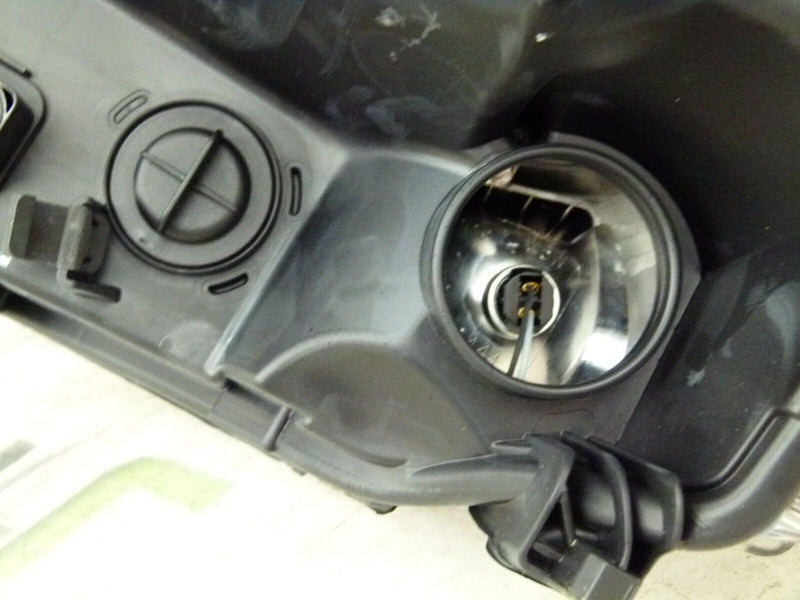 FORD TRANSIT 2013-ON FRONT HEADLIGHT LAMP RIGHT DRIVER SIDE BK31-13W029