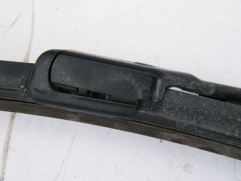 VW GOLF VII MK7 R GTI 13-16 RIGHT FRONT WINDSCREEN WIPER ARM BLADE O/S 5G2955409