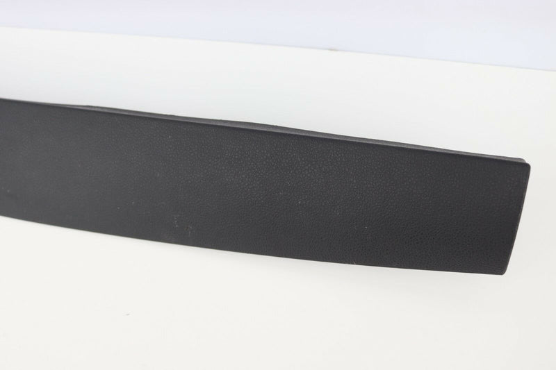 VW SHARAN 2010-ON TAILGATE TRIM BOOT LID TRIM PANEL 7N0867707 (B02-58)