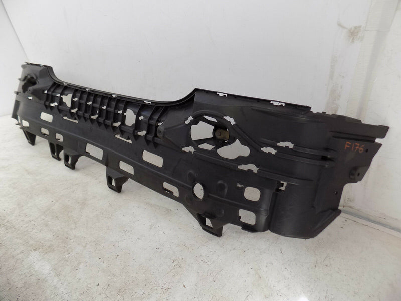 MERCEDES W203 2000-2007 SALOON REAR BUMPER CENTRE MOUNT SUPPORT BRACKET
