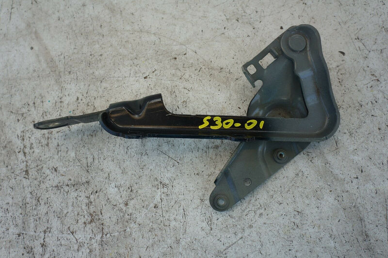 VAUXHALL MERIVA 2010-2017 BONNET HINGE LEFT 13269758 (S30-01)