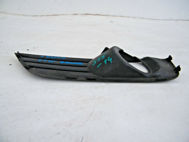FORD FOCUS MK2 FRONT RIGHT FOG LIGHT BUMPER TRIM SURROUND 4M5119952AE (S15-14)