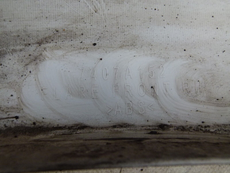 CITROEN C4 CACTUS 2014-2017 FRONT RIGHT WHEEL ARCH TRIM 9801554680