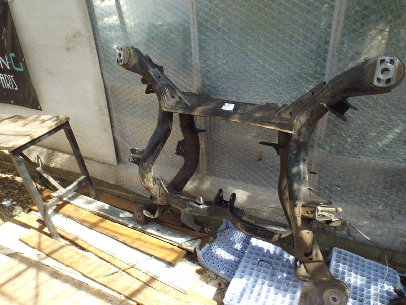 VW Touareg Cayenne Audi Q7 2004-2010 3.0 TDI Front Subframe Member 7L0599327A