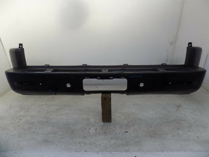 LAND ROVER DISCOVERY 3 SE MK2 L319 2005-2007 GREY REAR BUMPER GENUINE PDC