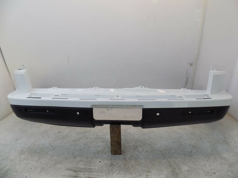 LAND ROVER DISCOVERY 4 (L319) SE 2009-2015 WHITE REAR BUMPER GENUINE PDC