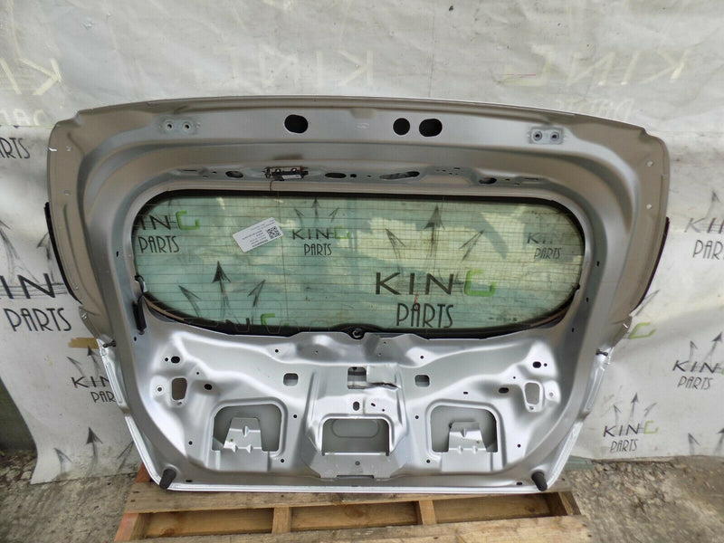 FORD FIESTA MK8 2017-ON BOOT LID TAILGATE IN SILVER - GENUINE