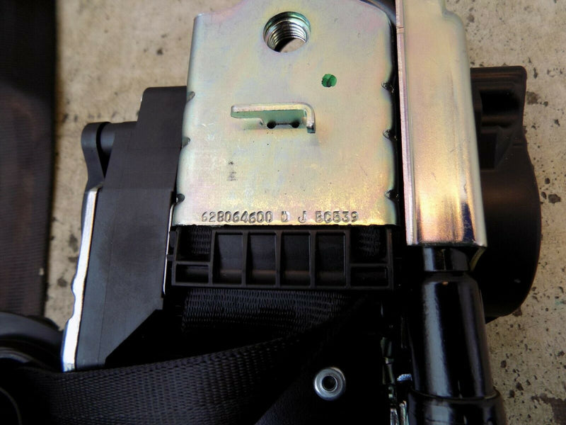 VOLKSWAGEWN ID.3 RIGHT DRIVER SIDE O/S GENUINE FRONT SEATBELT 007R-0000
