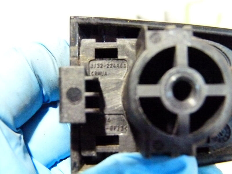 RANGE ROVER SPORT 13-17 EXTERIOR DOOR HANDLE LOCK COVER GENUINE BJ32224A44