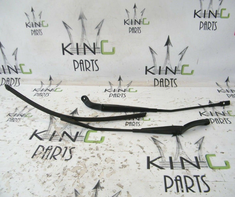 AUDI A3 (8V) 2012-2016 S-LINE 5DR RHD PAIR OF FRONT WINDSCREEN WIPER ARM LH & RH