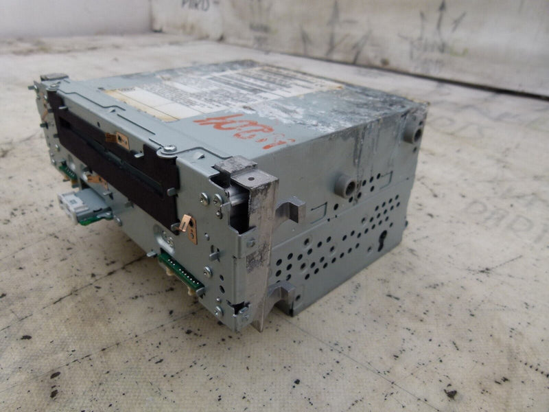 MERCEDES C CLASS W204 2007-2011 CAR RADIO HEAD UNIT GENUINE A2049007009