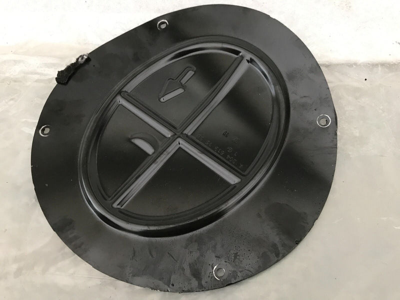 MERCEDES GLC 250 X253 2.0 PETROL GENUINE FUEL TANK PUMP TRIM COVER A2046191538
