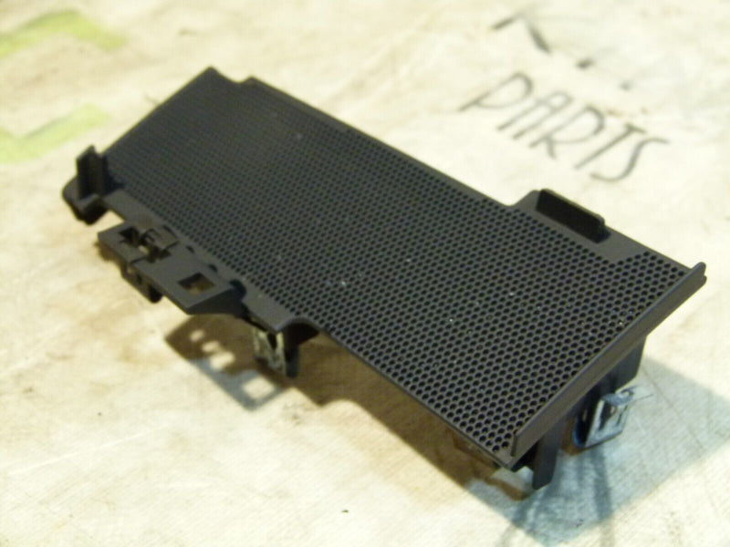 RANGE ROVER SPORT 13-17 OUTBOARD HORIZONTAL TRIM MOLDING 105111974C