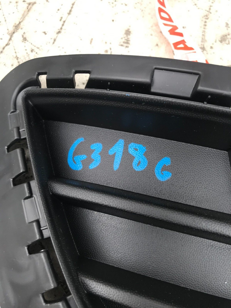 VW GOLF MK7 2013-2017 FRONT BUMPER LOWER GRILLE GENUINE 5G0853677