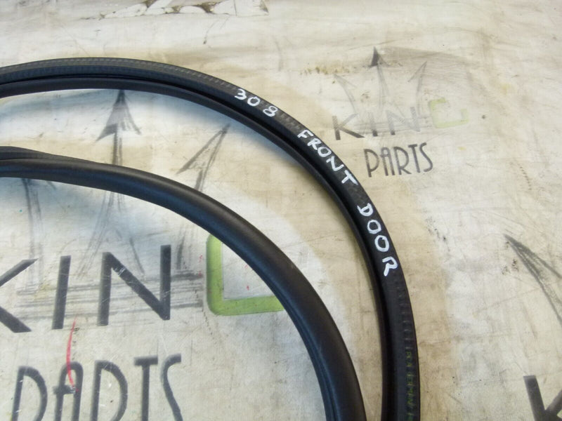 PEUGEOT 308 SW ESTATE 2017-21 FRONT BOTH SIDE RUBBER SEAL 9677519680