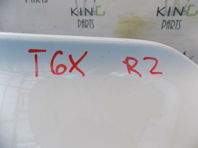 MAN TGX EURO 6 2020+RIGHT BUMPER CORNER HEADLIGHT SURROUND WHITE 81416106750