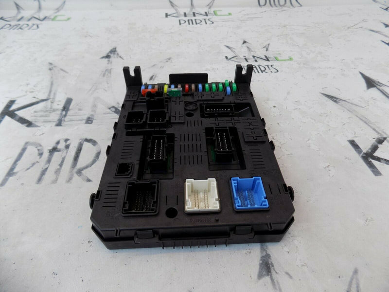 PEUGEOT 3008 2008-2016 1.6 HDI INTERIOR FUSE RELAY BOX 9678476880 *N