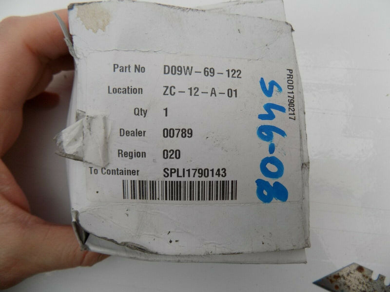 MAZDA 2 2012-2016 WING DOOR RIGHT MIRROR INDICATOR LAMP D09W69122 /S46-08
