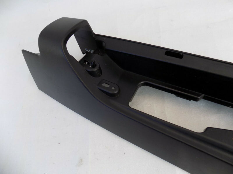 RENAULT TRAFIC III 2014-ON REAR LEFT LAMP BRACKET HOLDER 93450955 /B06-58
