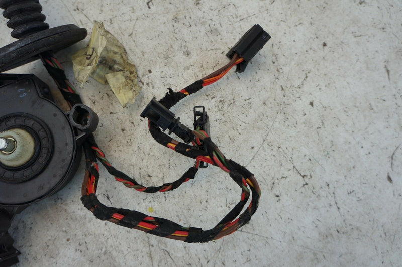 PORSCHE CAYENNE 955 O/S/R RIGHT REAR DOOR WINDOW MOTOR 7L0959704 (S29-20)