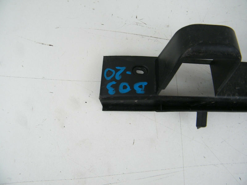 FORD FOCUS MK3 2010-on FRONT BONNET BUMPER SUPPORT BRACKET NEW 1748858 (B03-20)