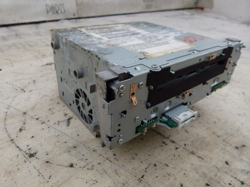 MERCEDES C CLASS W204 2007-2011 CAR RADIO HEAD UNIT GENUINE A2049007009