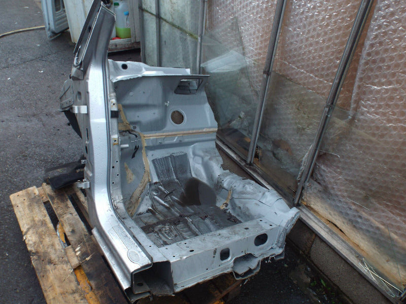 FORD GALAXY MK2 2006-2015 FRONT QUARTER PANEL WING CHASSIS LEFT PASSENGER  N/S