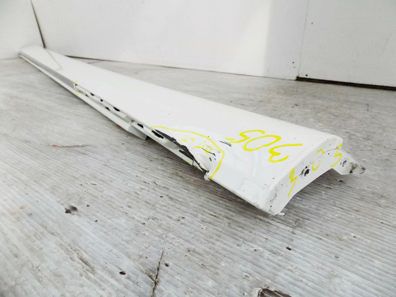 MERCEDES E CLASS SE 2017 GENUINE SIDE SKIRT SILL COVER LEFT PASSENGER SIDE (305)