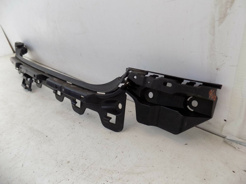 BMW E92 COUPE 2006-2013 REAR BUMPER CENTRE MOUNT SUPPORT BRACKET 7128247