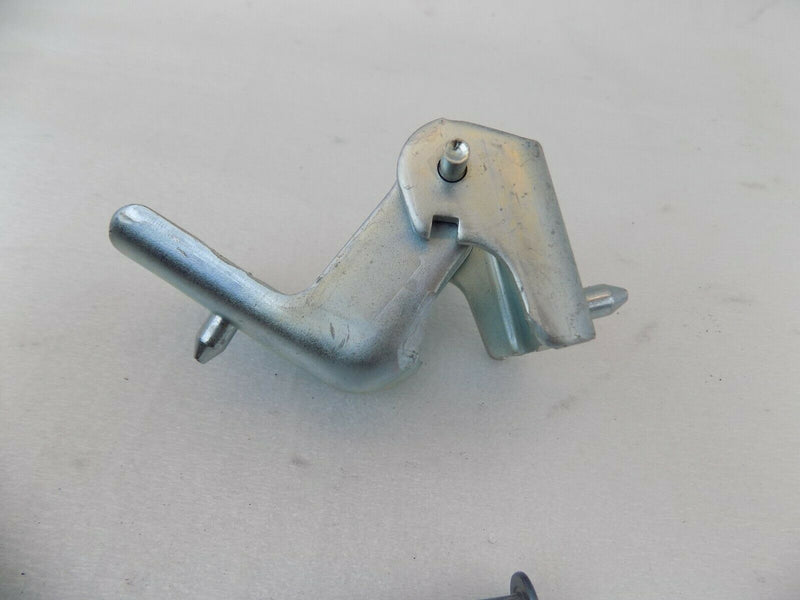 CITROEN C4 CACTUS DOOR HINGE LOWER LEFT FRONT OR RIGHT 1608322580 /S40-35/30-14