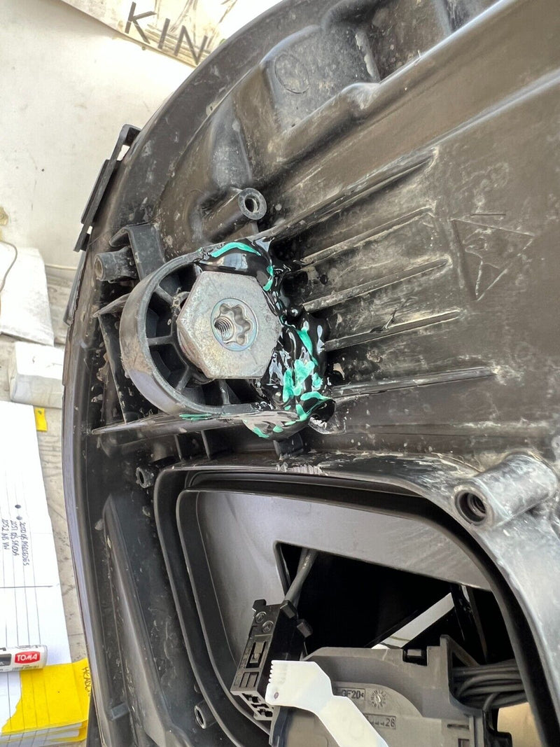 MERCEDES W213 2016-2020 PASSENGER SIDE HEADLIGHT LED LEFT A2139067906