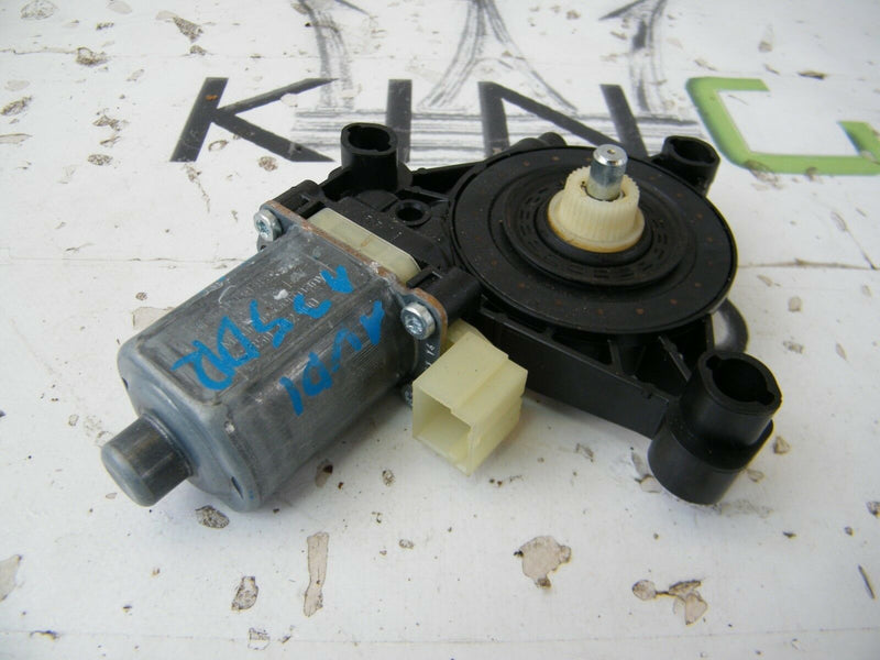 AUDI A3 (8V) 2012-2016 S-LINE 5DR FRONT LEFT SIDE WINDOW MOTOR 5Q0959802B