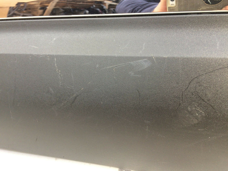 RENAULT KADJAR 2015> LEFT SIDE FRONT TRIM MOULDING DOOR PANEL GENUINE 808774216R