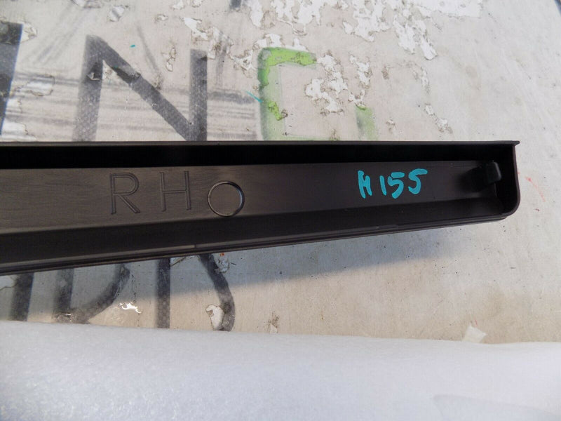 KIA SORENTO 2016-ON RIGHT SIDE STEP COVER TRIM PANEL *NEW*