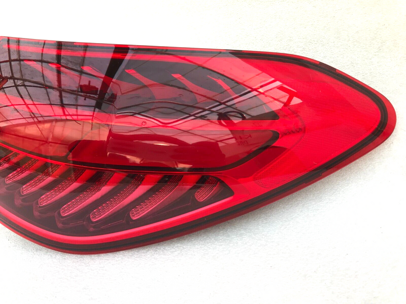 MERCEDES W206 ESTATE 2021-ON *10PIN REAR FENDER LIGHT RIGHT SIDE A2069060401