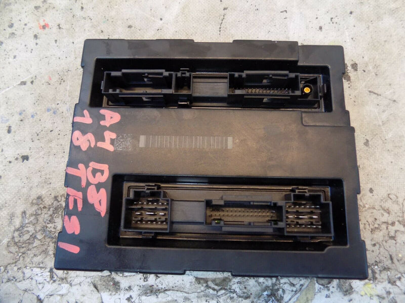 AUDI A4 B8 8K 1.8 TFSI 2009-2015  COMFORT CONTROL MODULE UNIT 8K0907064CC