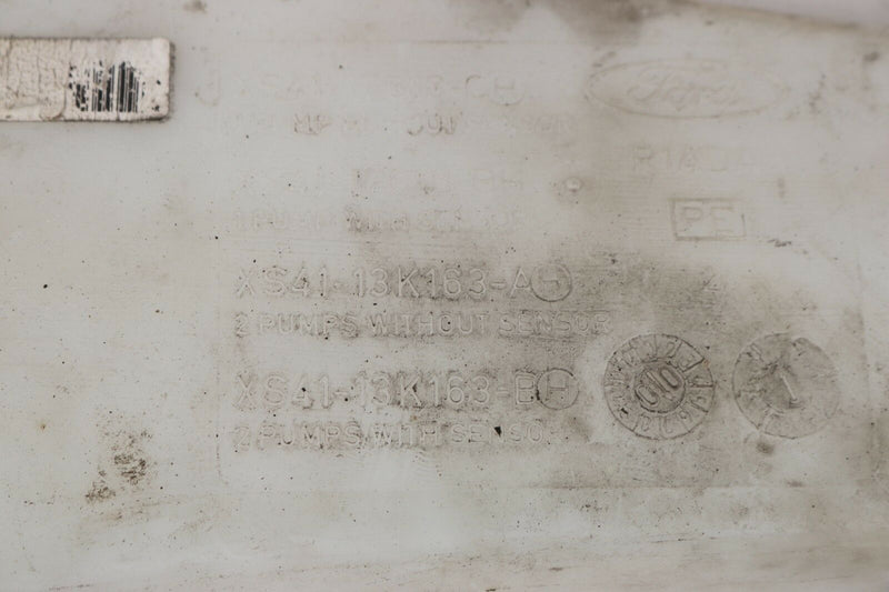 FORD FOCUS MK1 1998-2005 WINDSCREEN WASH BOTTLE AND PUMP XS41-17618-CH