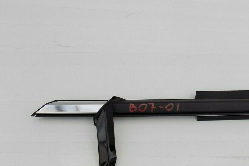 MAZDA CX-5 *NEW* FRONT LEFT WINDOW TRIM WETHER STRIP CHROME KB7W-50-650C /B07-01