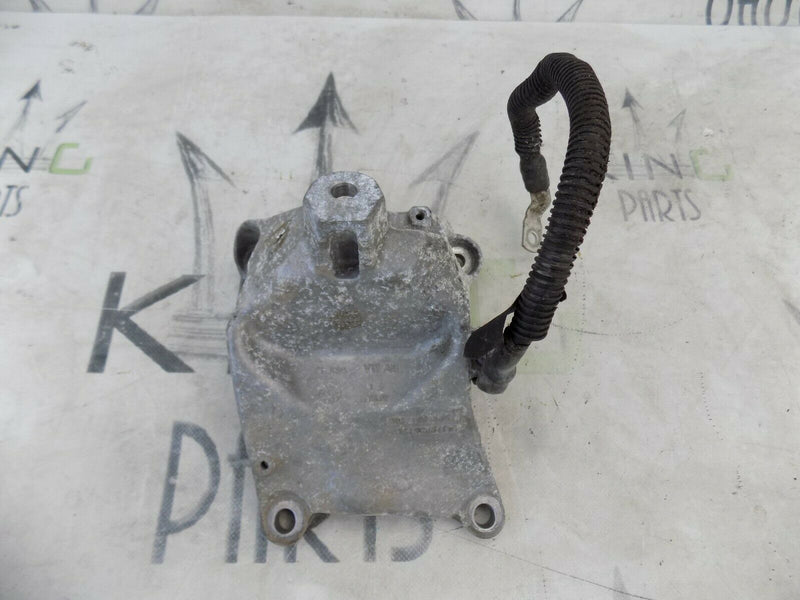 AUDI S4 B9 2017-ON LHD RIGHT SIDE ENGINE BRACKET MOUNT - GENUINE 8W0199308