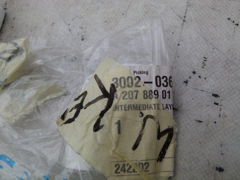 MERCEDES E W207 2009-12 FRONT LEFT WING LAYER GENUINE A2078890195