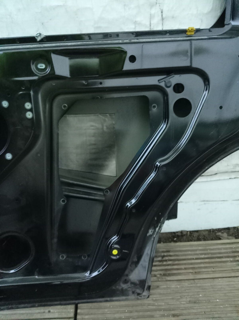 LAND ROVER DISCOVERY 4 LR4 L319 2010-16 GENUINE REAR DOOR PANEL RIGHT SIDE P2006