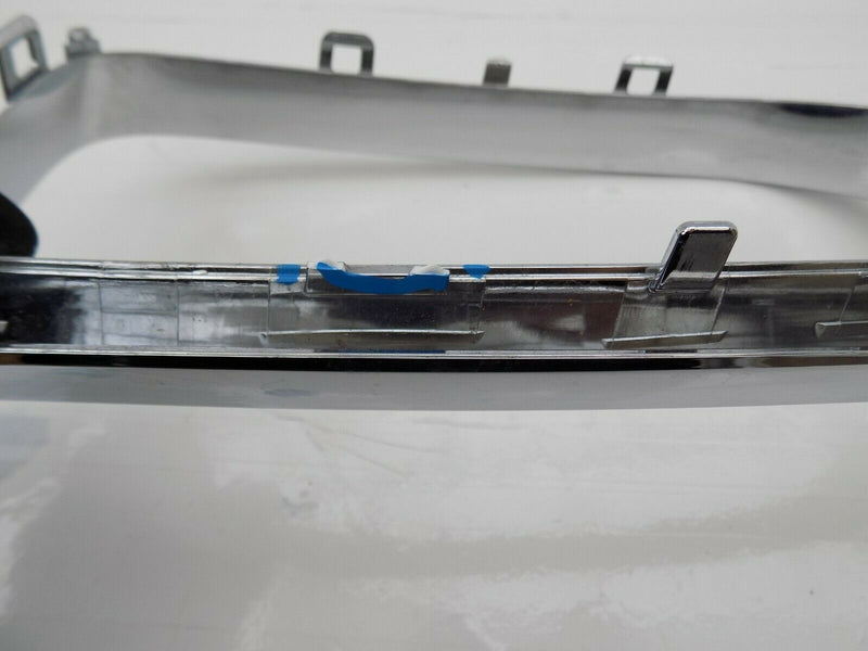 BMW 1 SERIES F20 F21 2011+ FRONT BUMPER LEFT SIDE GRILL SURROUND 7371747 /S47-17