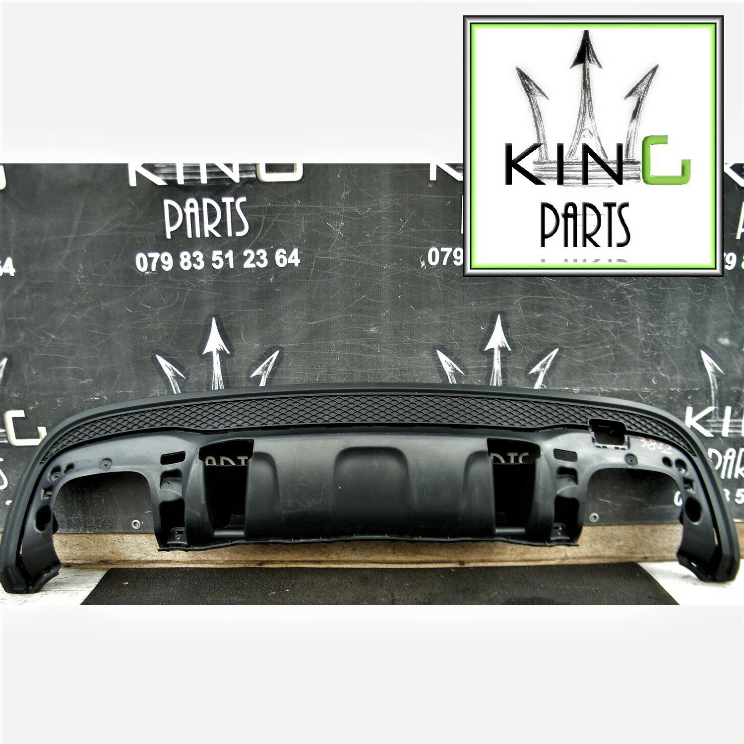 MERCEDES-BENZ GLA X156 AMG REAR BUMPER DIFFUSER LOWER PART A1568852825