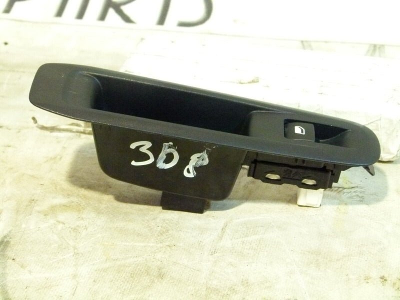 PEUGEOT 308 SW ESTATE 2017-21 REAR RIGHT DOOR WINDOW SWITCH 98034744