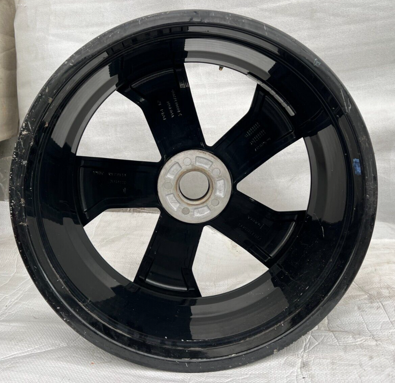VOLVO XC90 R DESIGN 22" ALLOY WHEEL 9J ET38.5 32209412