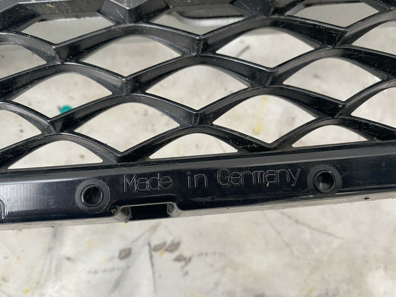 MERCEDES-BENZ GLC W253  FRONT BUMPER TOP GRILL  A253 880 0202 GENUINE SILVER